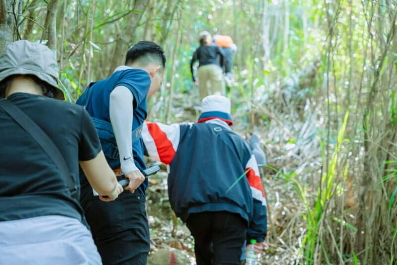 Nha Trang: Hon En Peak Hike & Paragliding Experience - A Closer Look at the Hon En Peak Hike & Paragliding Tour