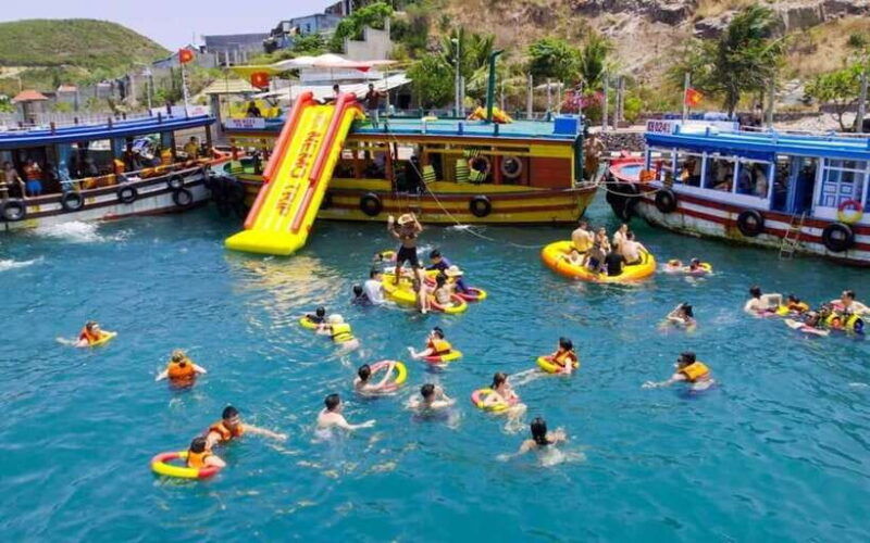 nha-trang-island-hopping-boat-tour-with-snorkeling-lunch