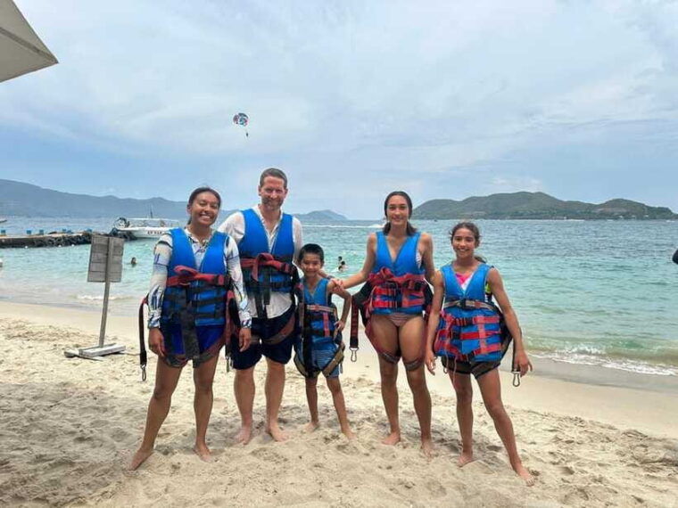 nha-trang-snorkeling-floating-bar-party-daily-tour