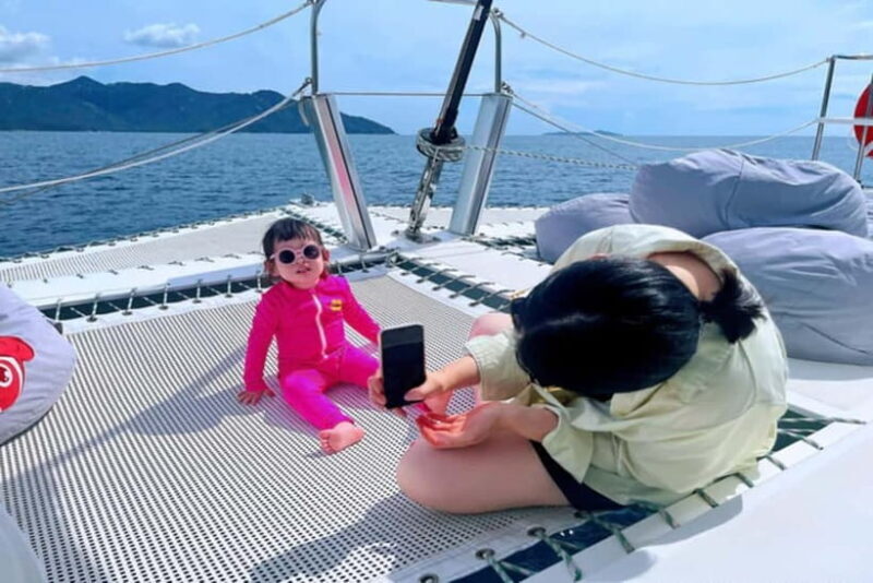 Nha Trang: Sunset Party on the "2" Yacht Tour - Activities That Make the Night Special