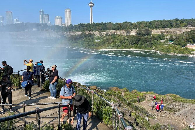 niagara-falls-attraction-pass-boat-cave-trolley-and-3-falls