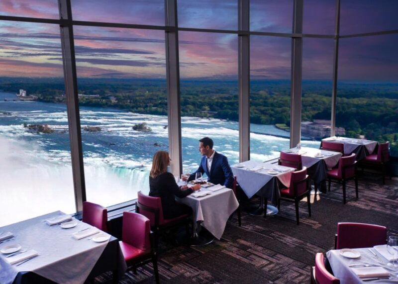 niagara-falls-canada-dining-experience-at-the-watermark