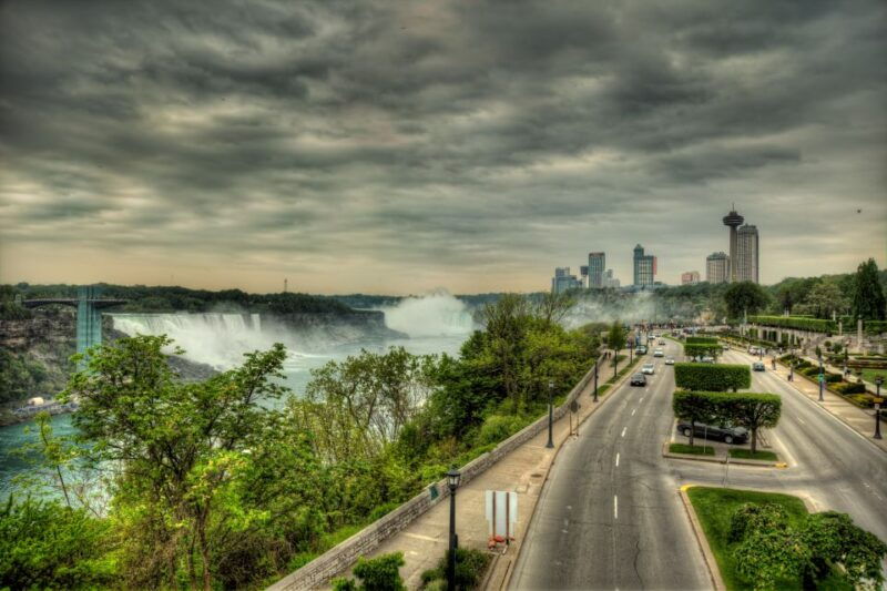 niagara-falls-canada-full-day-private-winery-tour