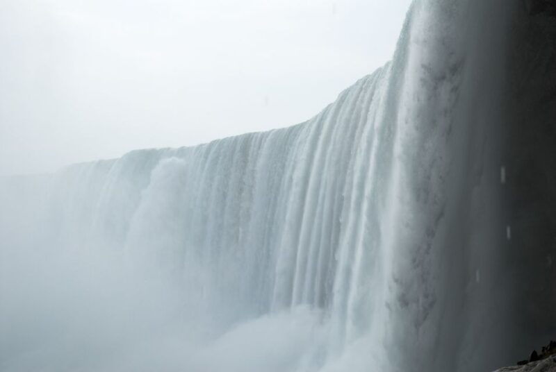 niagara-falls-canada-journey-behind-the-falls-entry-ticket
