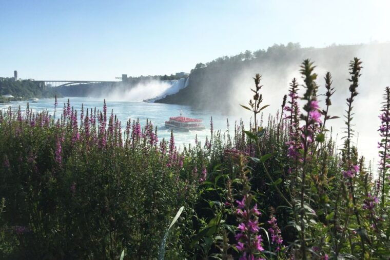 niagara-falls-canada-journey-behind-the-falls-entry-ticket
