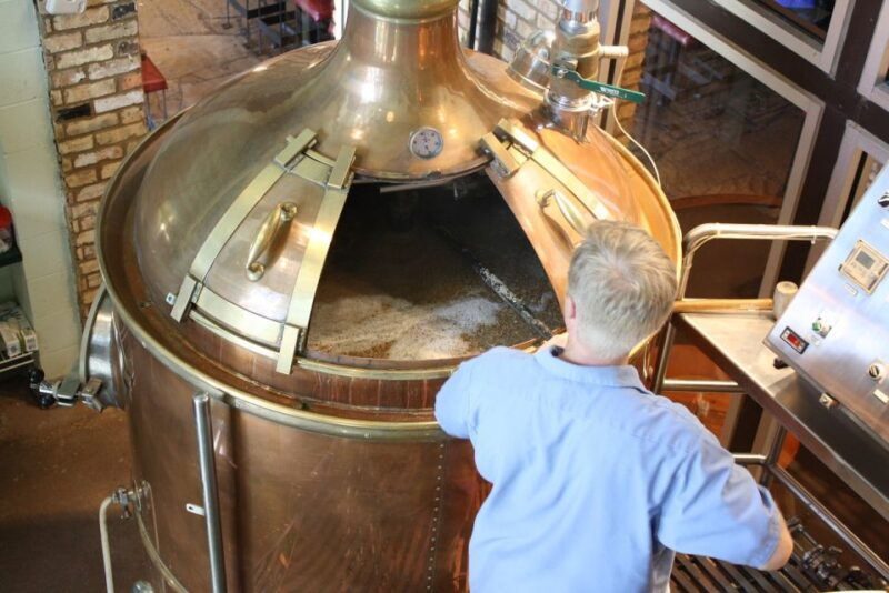 niagara-falls-canada-private-craft-beer-tasting-tour