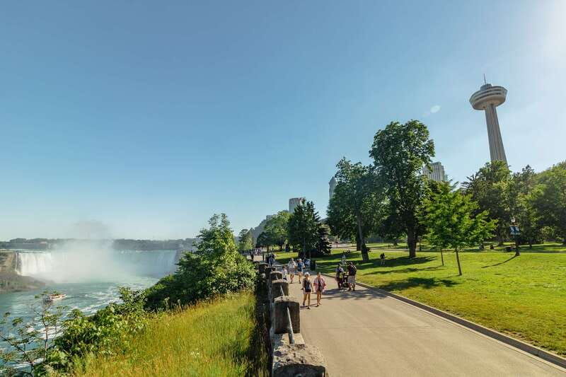 niagara-falls-canada-skylon-tower-observation-deck-ticket
