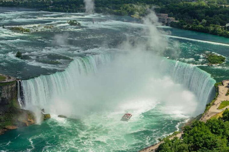 niagara-falls-canada-skylon-tower-observation-deck-ticket