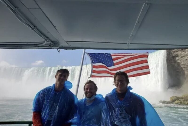 Niagara Falls Canada & USA: Small Group Deluxe Tour - An Honest Look at the Tour Experience
