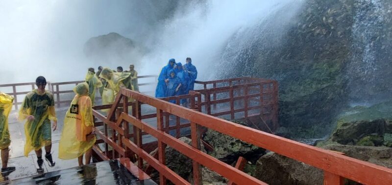 Niagara Falls Canada & USA: Small Group Deluxe Tour - Final Thoughts