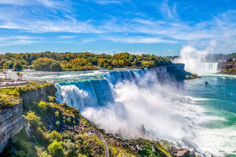niagara-falls-canadian-side-day-trip-with-maid-of-the-mist