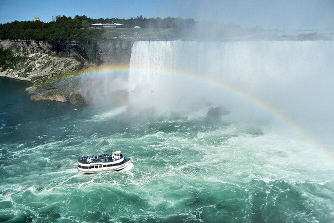 niagara-falls-day-trip-by-air-from-new-york-city