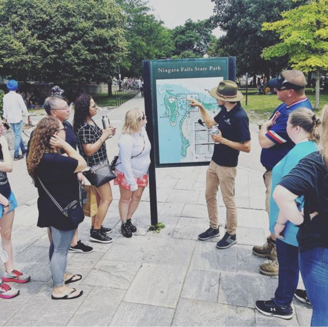 niagara-falls-maid-of-the-mist-cave-of-the-winds-tour