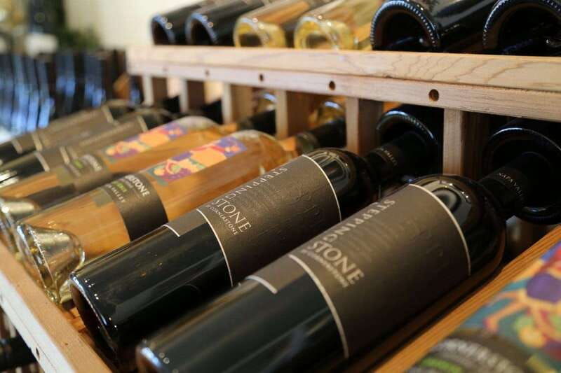 niagara-falls-public-niagara-wine-tour-with-transportation-2