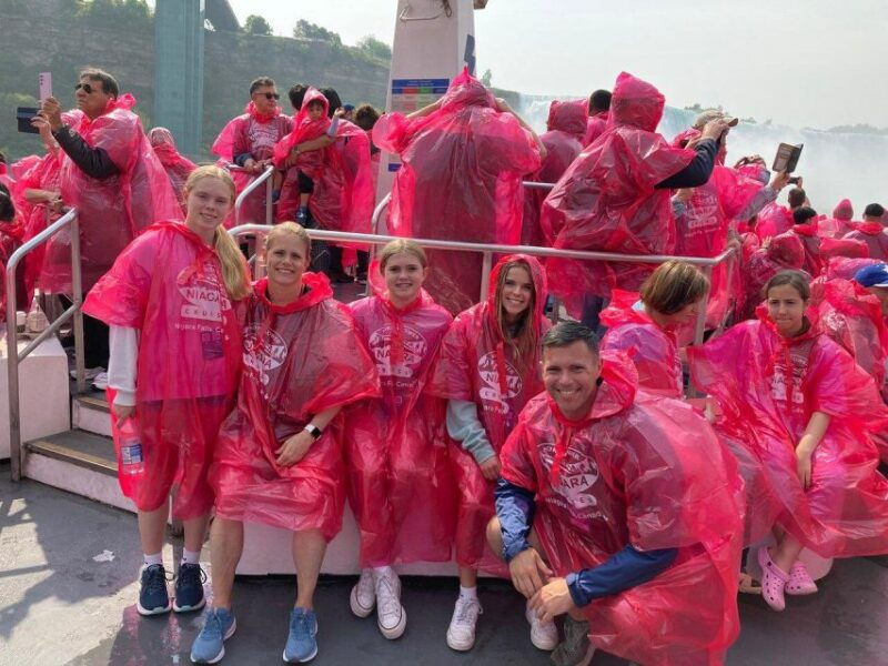 niagara-falls-tour-boat-cruise-behind-the-falls-skylon