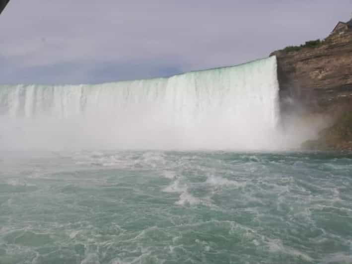 niagara-falls-tour-from-new-york-city