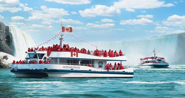 niagara-falls-tour-from-toronto-with-optional-boat-cruise