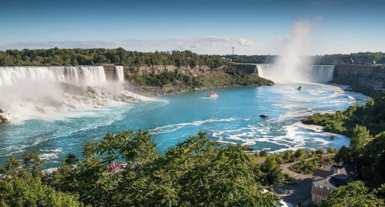 niagara-falls-tour-with-skip-the-line-cruise-2