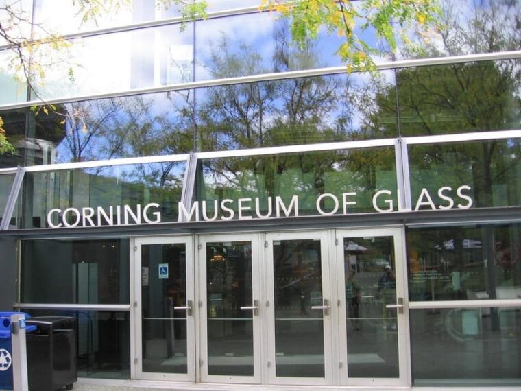 niagara-falls-us-guided-2-day-trip-with-accommodation