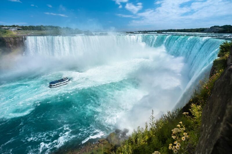 Niagara Falls, USA: Guided Tour With Boat, Cave & More - The Guides and Their Impact