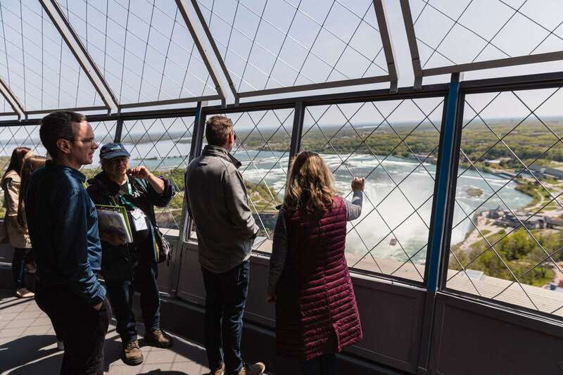 niagara-power-station-and-tunnel-under-the-falls-tour