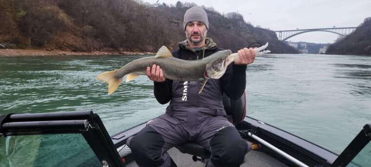 niagara-river-fishing-charter-in-lewiston-new-york-2