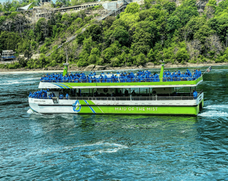 niagara-usa-daredevil-walking-tour-maid-of-mist-boat-ride