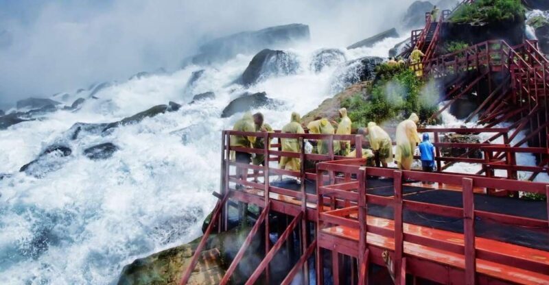 Niagara, USA: Daredevil Walking Tour with Cave of the Winds - FAQ