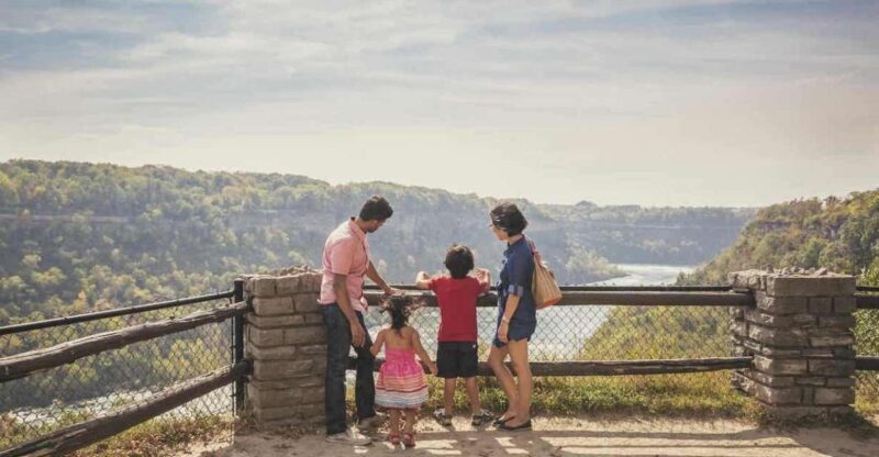 Niagara, USA: Falls Tour & Maid of the Mist with Transport - An Honest Look at the Tour Experience