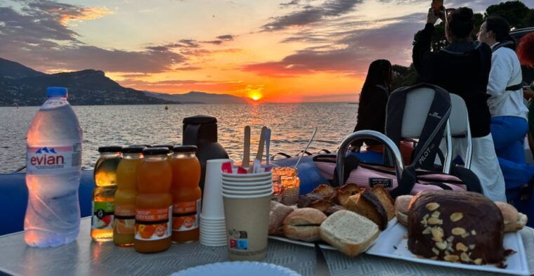 nice-saint-jean-cap-ferrat-sunrise-boat-trip-with-breakfast