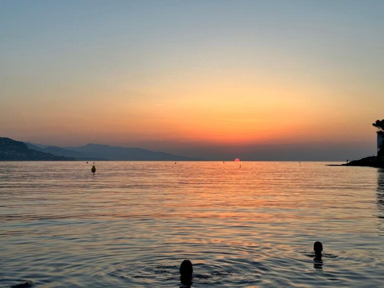 nice-saint-jean-cap-ferrat-sunrise-boat-trip-with-breakfast