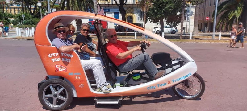 Nice : Visite privé 1H en Vélotaxi avec un guide local. - Key Points