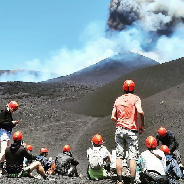 nicolosi-excursion-to-the-etna-craters-at-3000-m