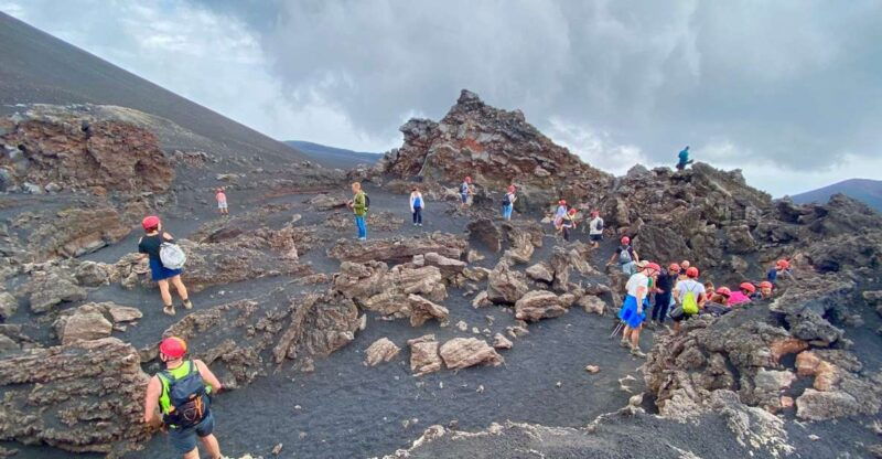 nicolosi-excursion-to-the-etna-craters-at-3000-m