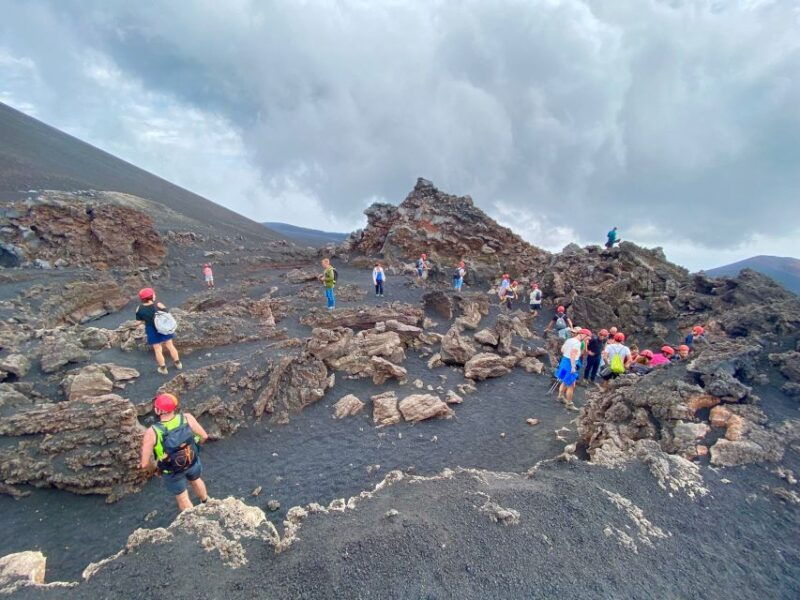 nicolosi-excursion-to-the-etna-craters-at-3000-m
