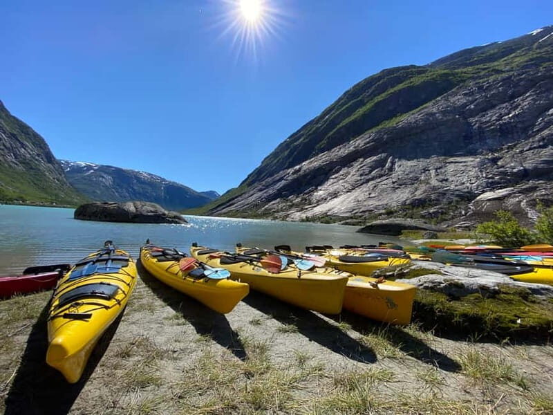 Nigards: Kayaking and Glacier Hike - The Perfect Match for Certain Travelers