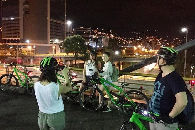 night-bike-tour-in-medellin-typical-snacks-beer-and-spectacular-viewpoints