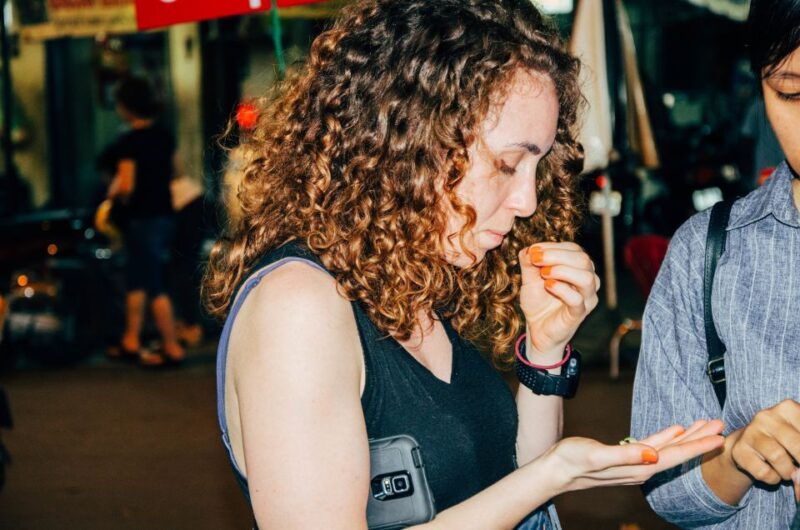 night-food-tour-explore-saigon-secrets