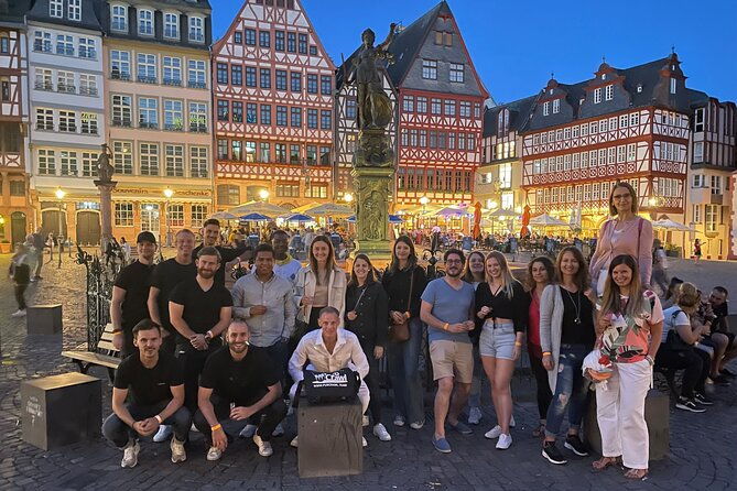 night-pubcrawl-tour-in-frankfurt-shots-and-party