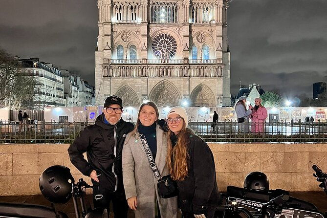 night-sunset-tour-of-paris-in-electric-bike