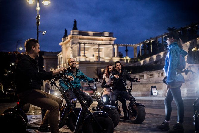 night-tour-in-budapest-on-monsteroller-e-scooter