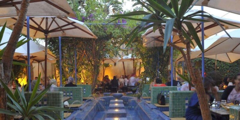 Night Tour of Casablanca with Street Food Tasting - Exploring Casablanca After Dark