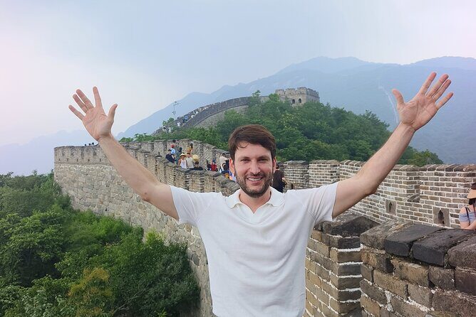 Night tour of Mutianyu Great Wall with English Speaking Driver - Authentic Insights from Past Travelers