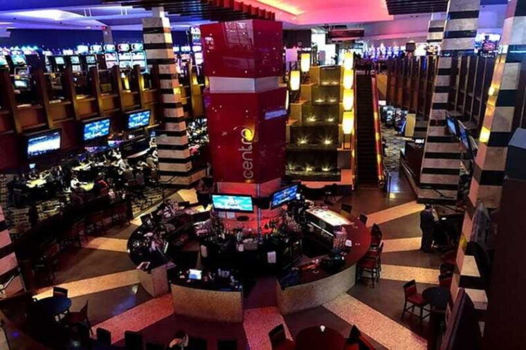 night-vancouver-musicbarsclubs-casino