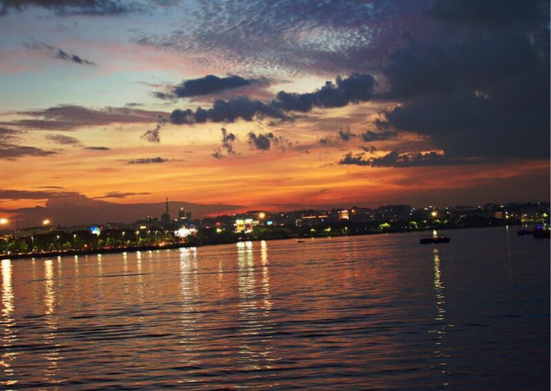 Night Walk Hyderabad (2 Hour Guided Walking Tour) - Detailed Breakdown of the Experience