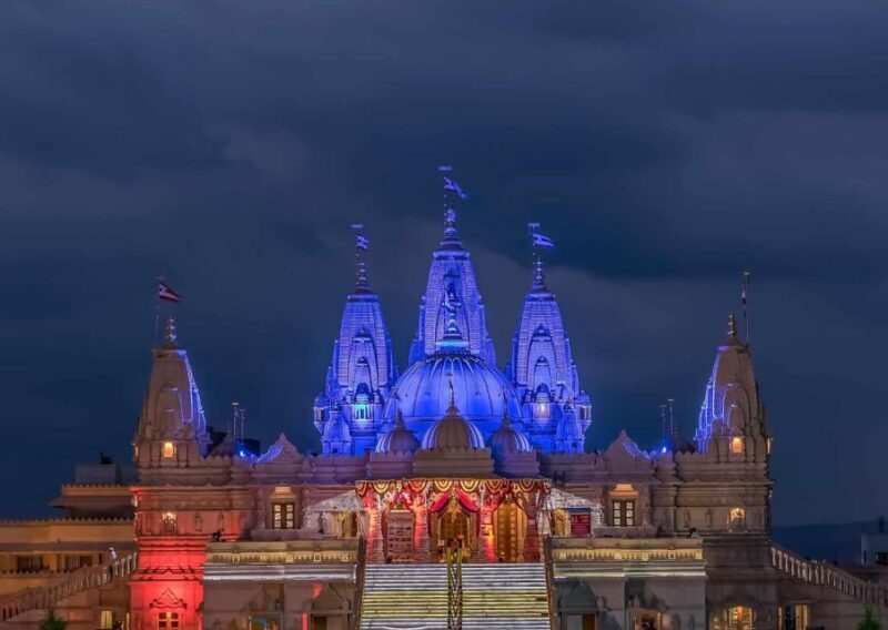 Night Walk Tour Pune (2 Hours Guided Walking Tour) - What to Expect From the Pune Night Walk Tour