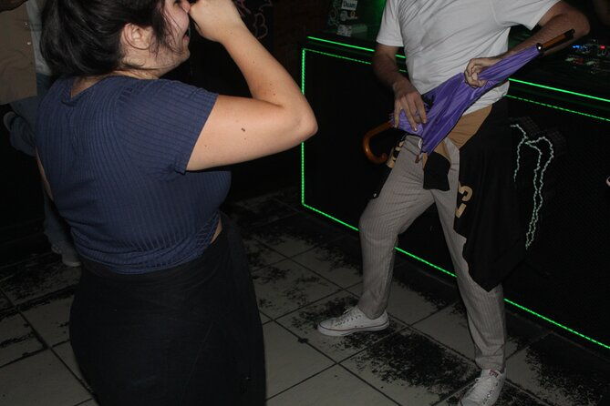 night-walking-tour-through-the-bars-of-sao-paulo