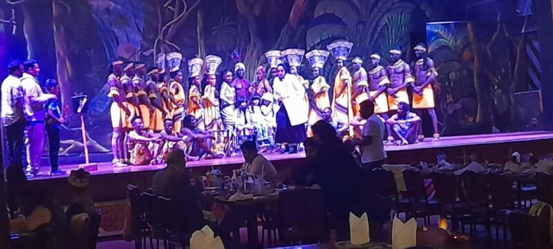 Nightlife in Nairobi & Safari Park Dinner - Why Choose This Tour?