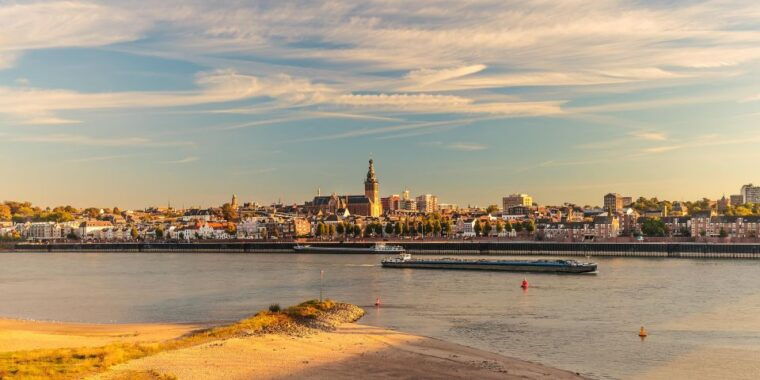 nijmegen-in-1-day-walking-tour-with-digital-guide