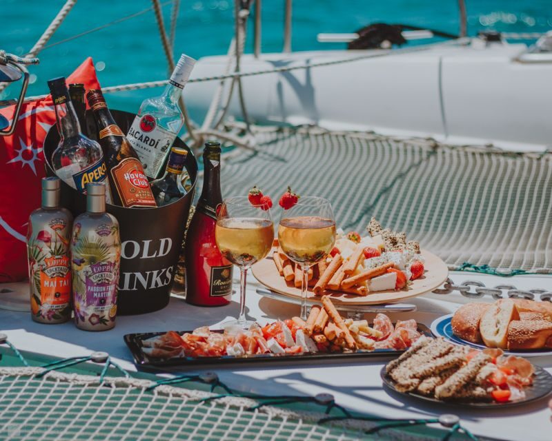 Nikiti: Private Catamaran Day Cruise with Open Bar - Who Is This Tour Best For?